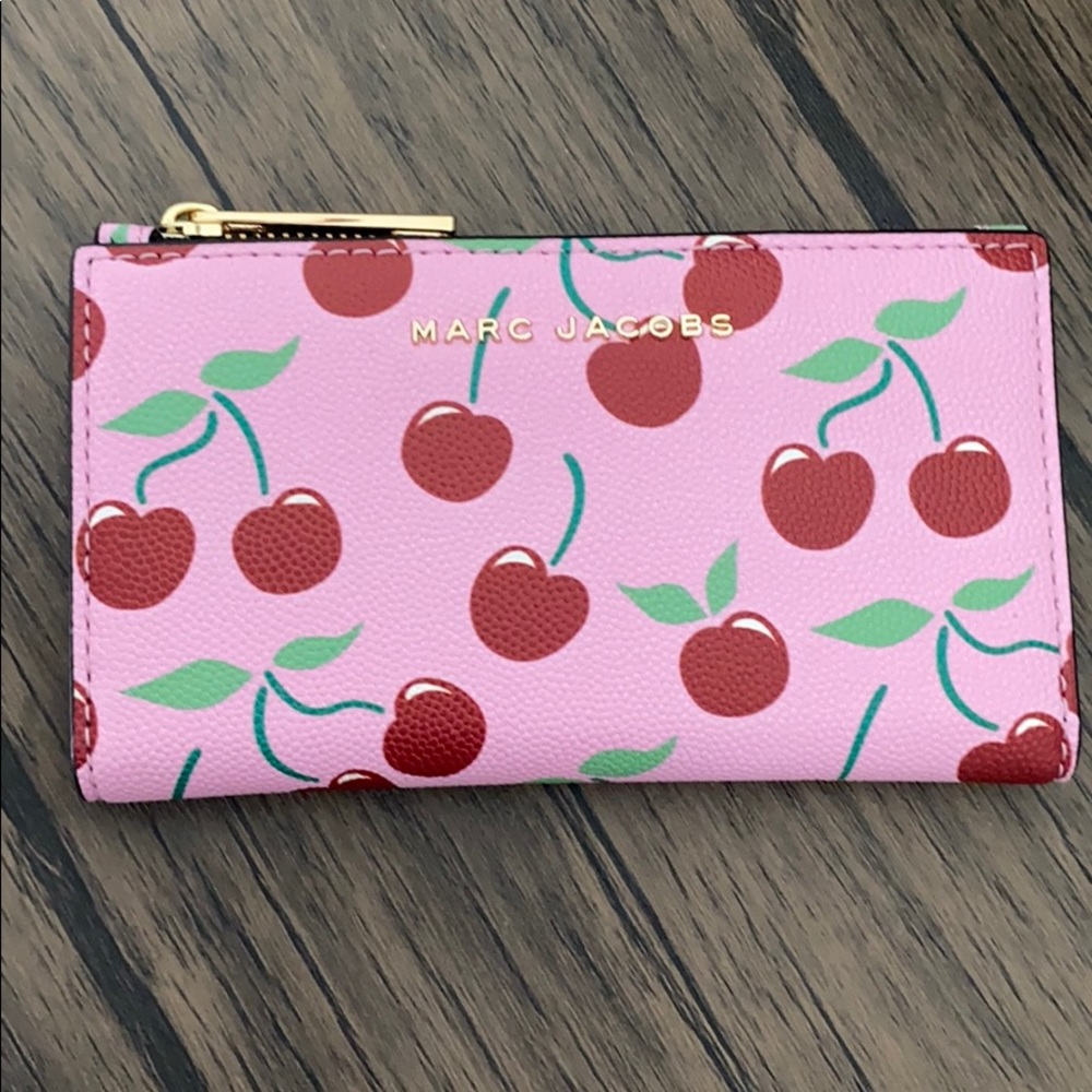 Marc Jacobs cardholder with ziper